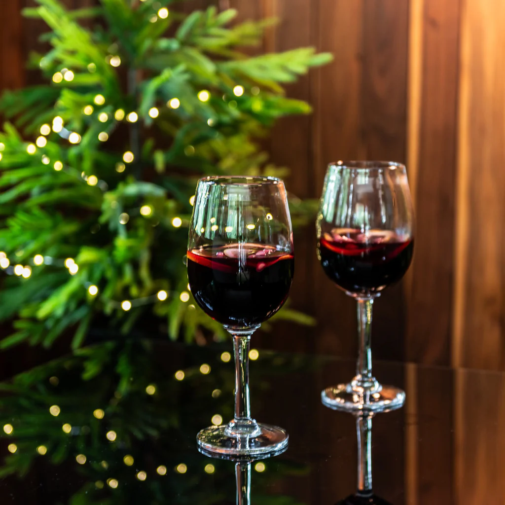 	
 production photo 3